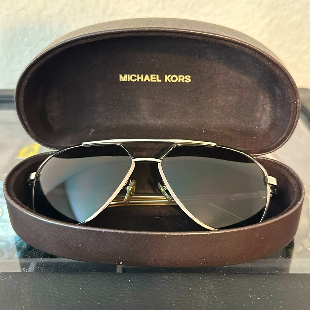 Michael Kors aviators with case
